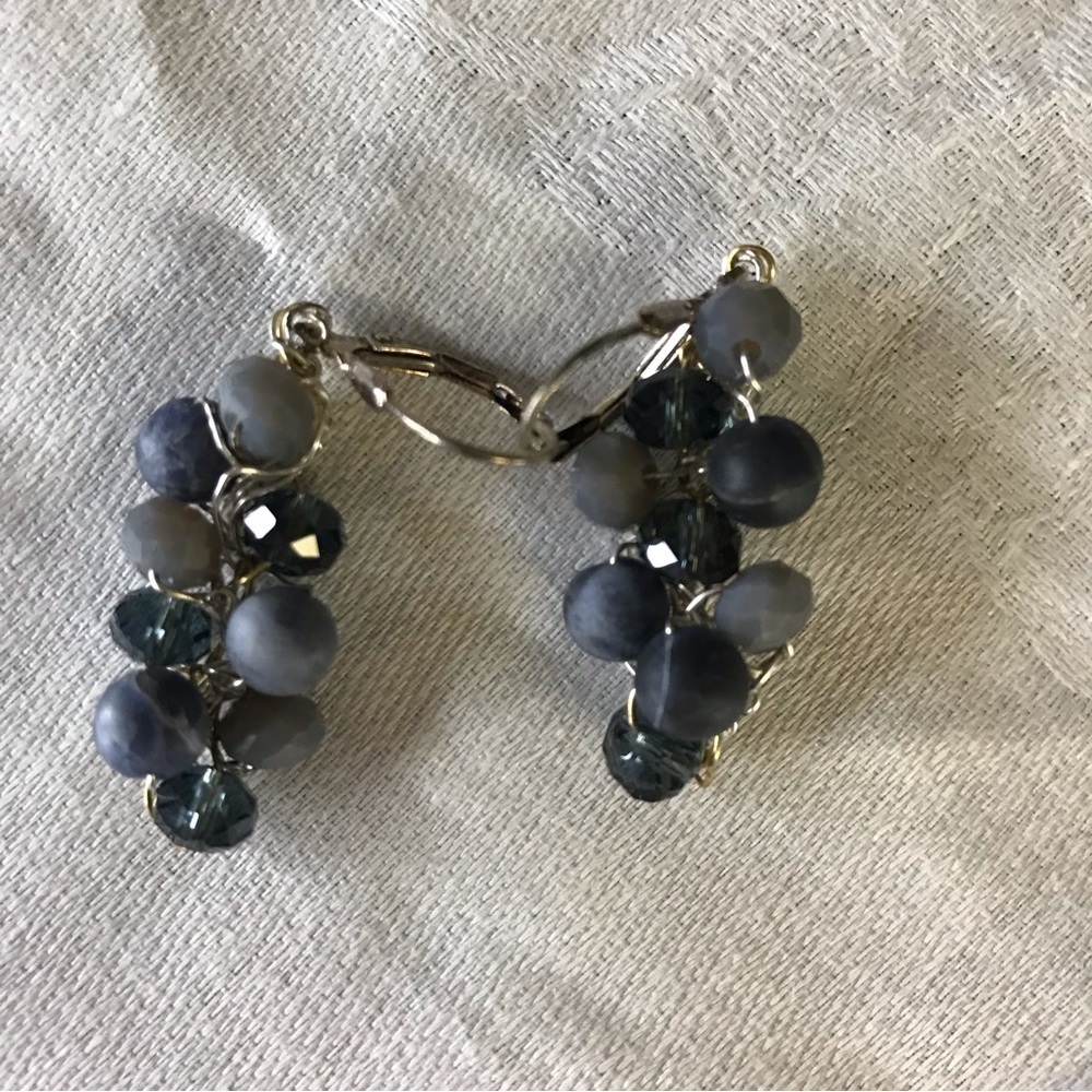 Earrings handcrafted blue & gray tiny balls hung on silver lever backs EUC